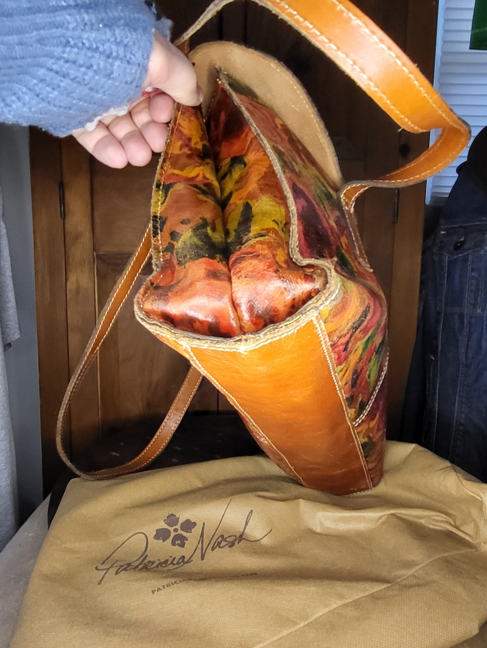 Patricia Nash Orange Red Floral Leather Shoulder Bag - Picture 8 of 17